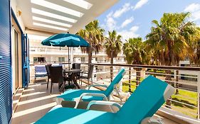B06 - Top-Floor Marina Club 2 bed Apartment.
